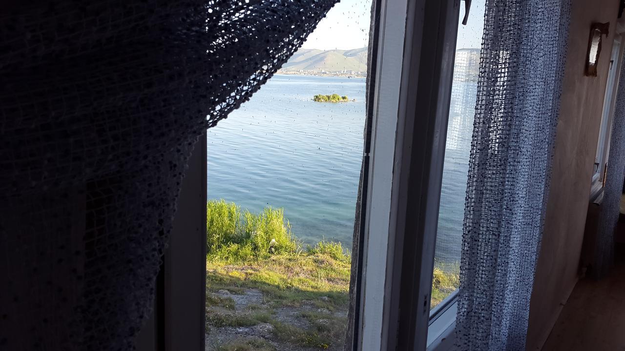 Hotel Bashinjaghyan Sevan Buitenkant foto