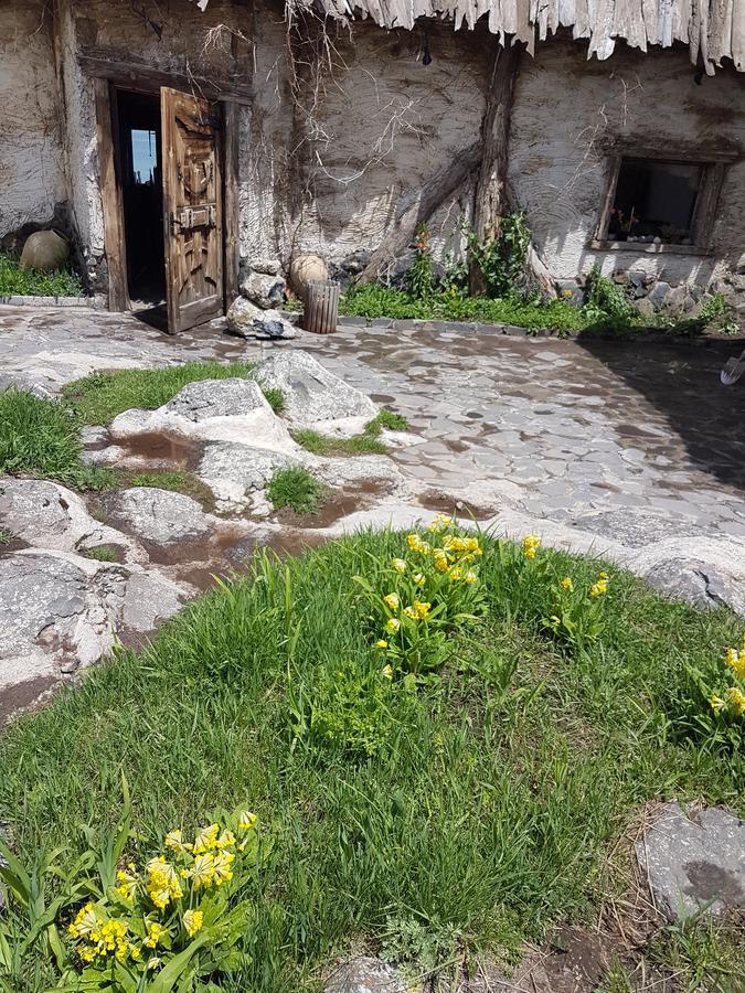 Hotel Bashinjaghyan Sevan Buitenkant foto